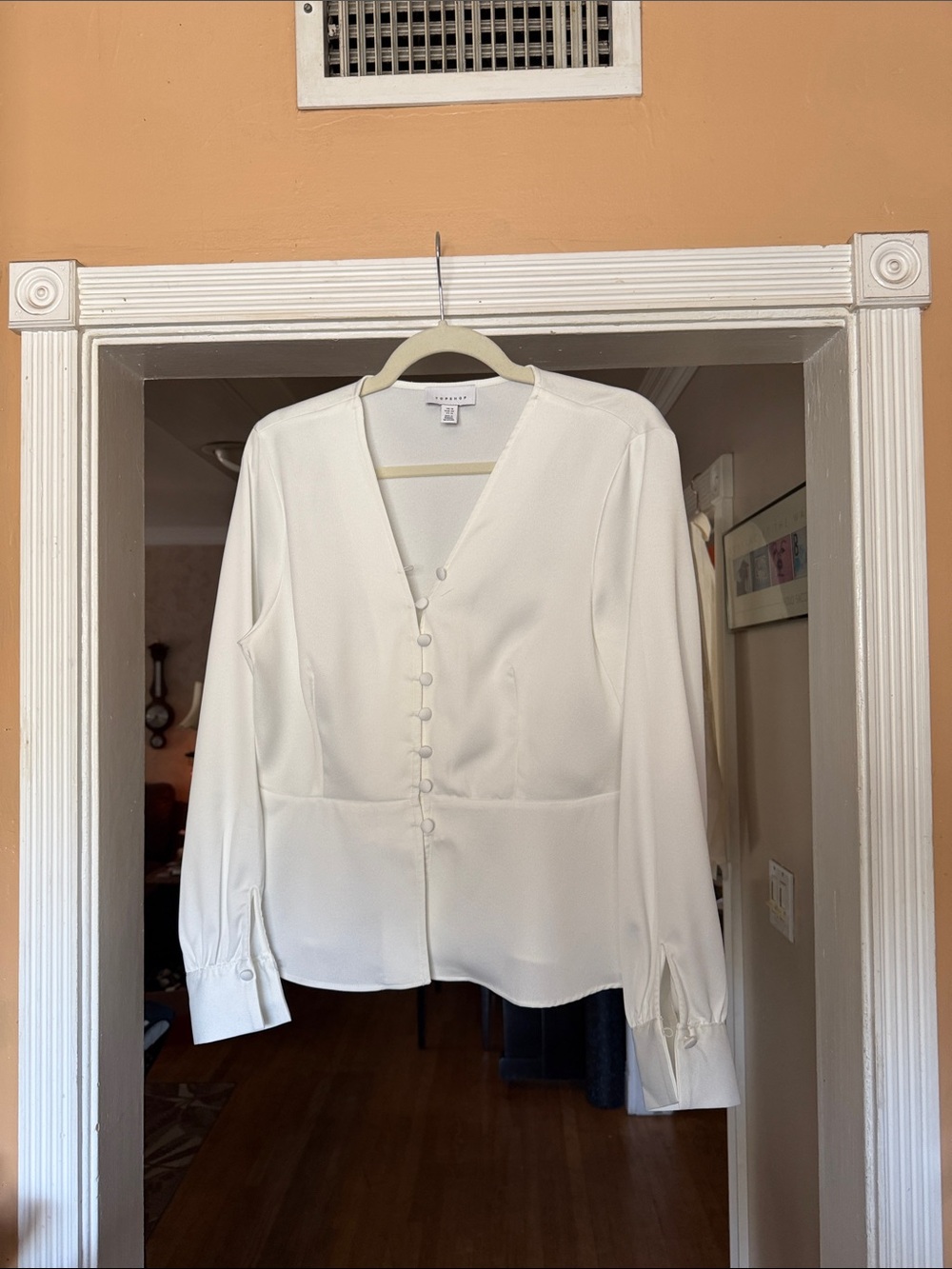 Topshop White Button-Front V-Neck Blouse